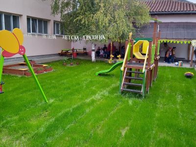 Празник в ДГ „Васил Левски“ – изнесени групи и реновирана площадка по проект „Слънчева и зелена детска градина“